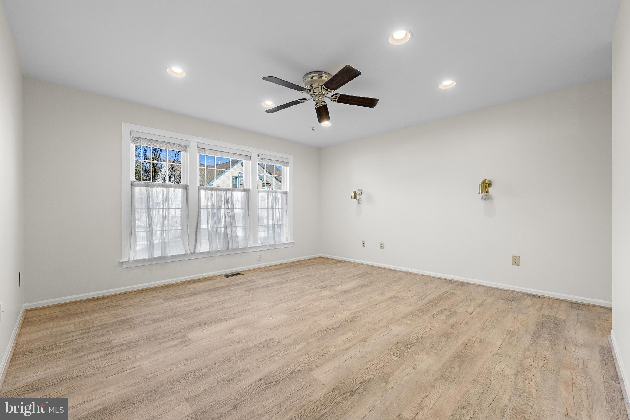1 Hilltop Lane Medford, NJ 08055 - Photo 20 of 50 a view of an empty room with a window