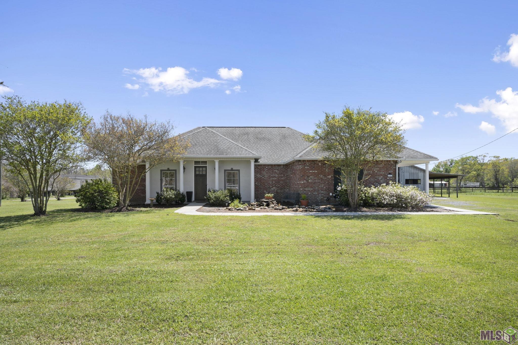 41082 Millie Road Gonzales, LA 70737 - Photo 2 of 45