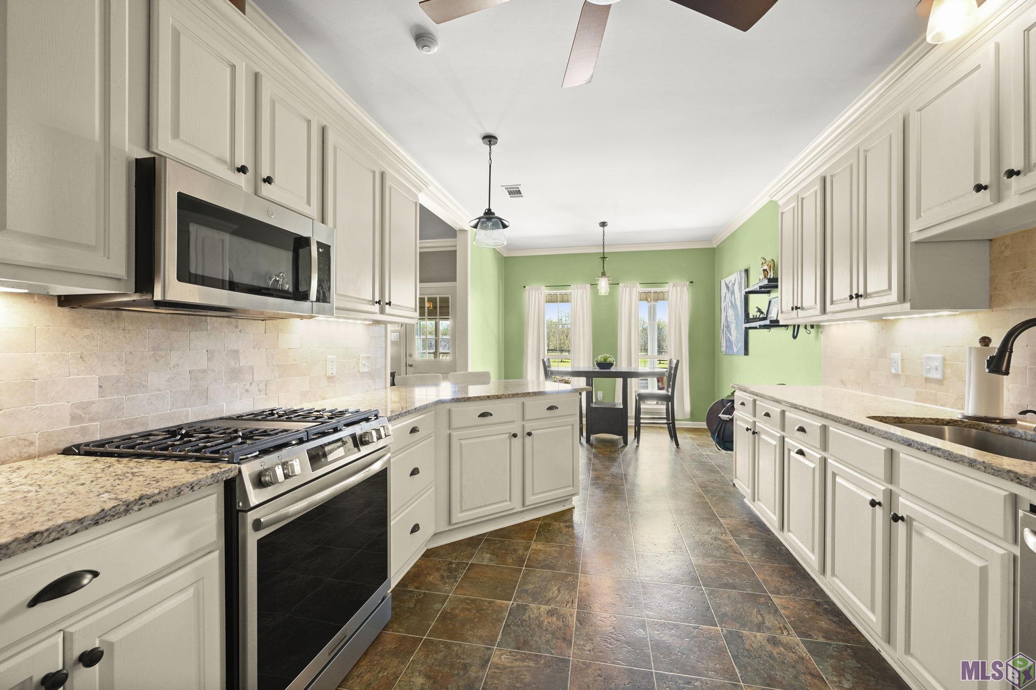 41082 Millie Road Gonzales, LA 70737 - Photo 8 of 45