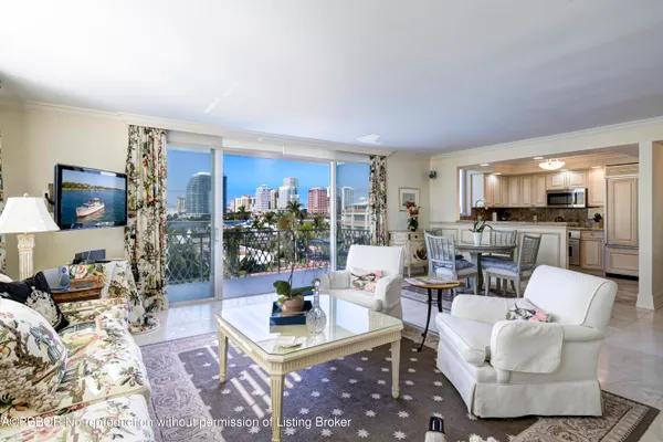 $15,500 | 434 Chilean Avenue, Unit 6D, Palm Beach, FL 33480