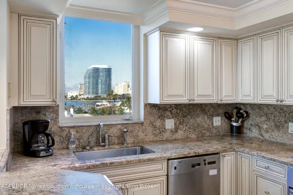 $15,500 | 434 Chilean Avenue, Unit 6D, Palm Beach, FL 33480