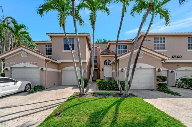 $440,000 | 6560 Villa Sonrisa Drive, Unit 1311, Boca Raton, FL 33433
