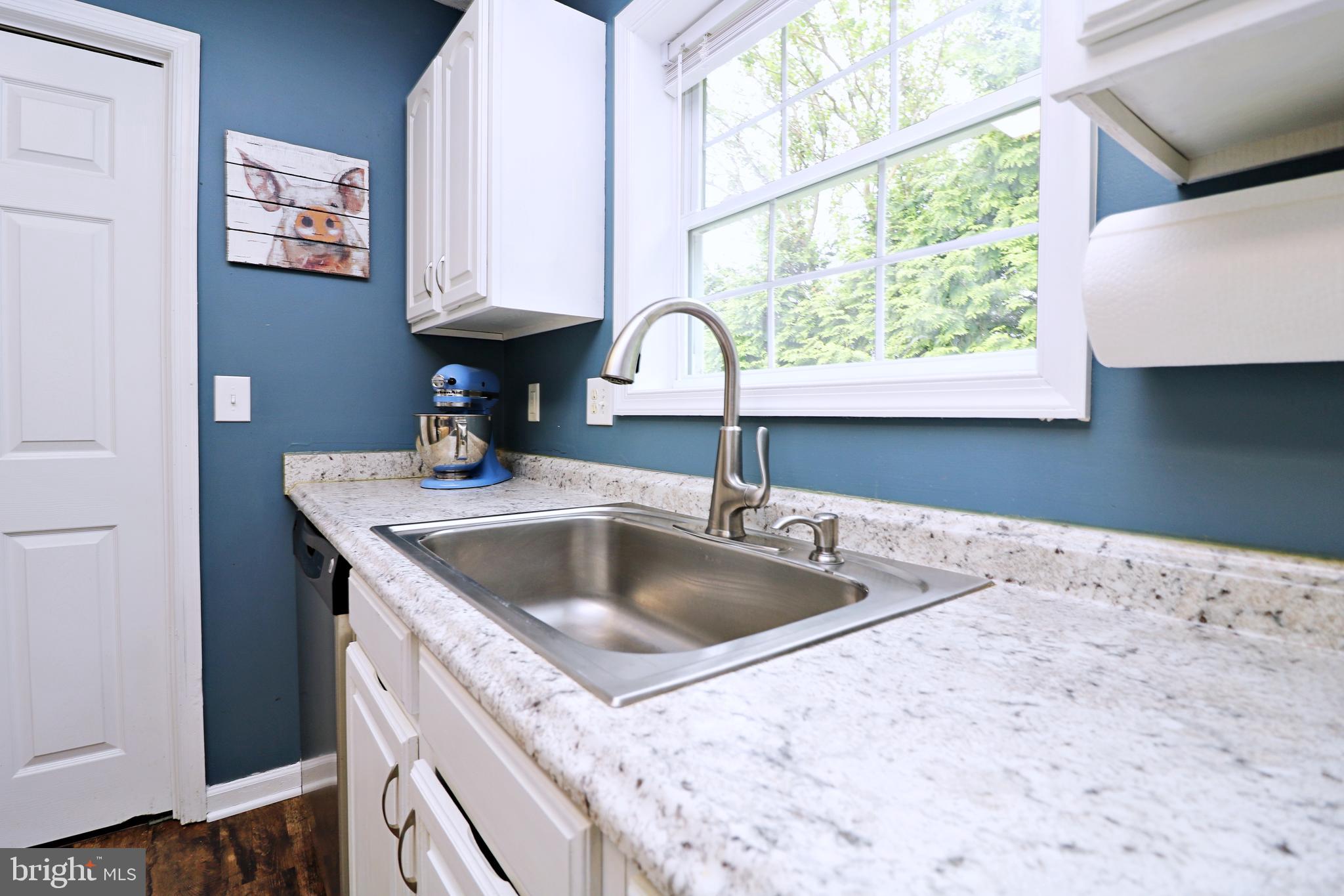 163 Robelei Drive Ranson, WV 25438 - Photo 14 of 26 Kitchen