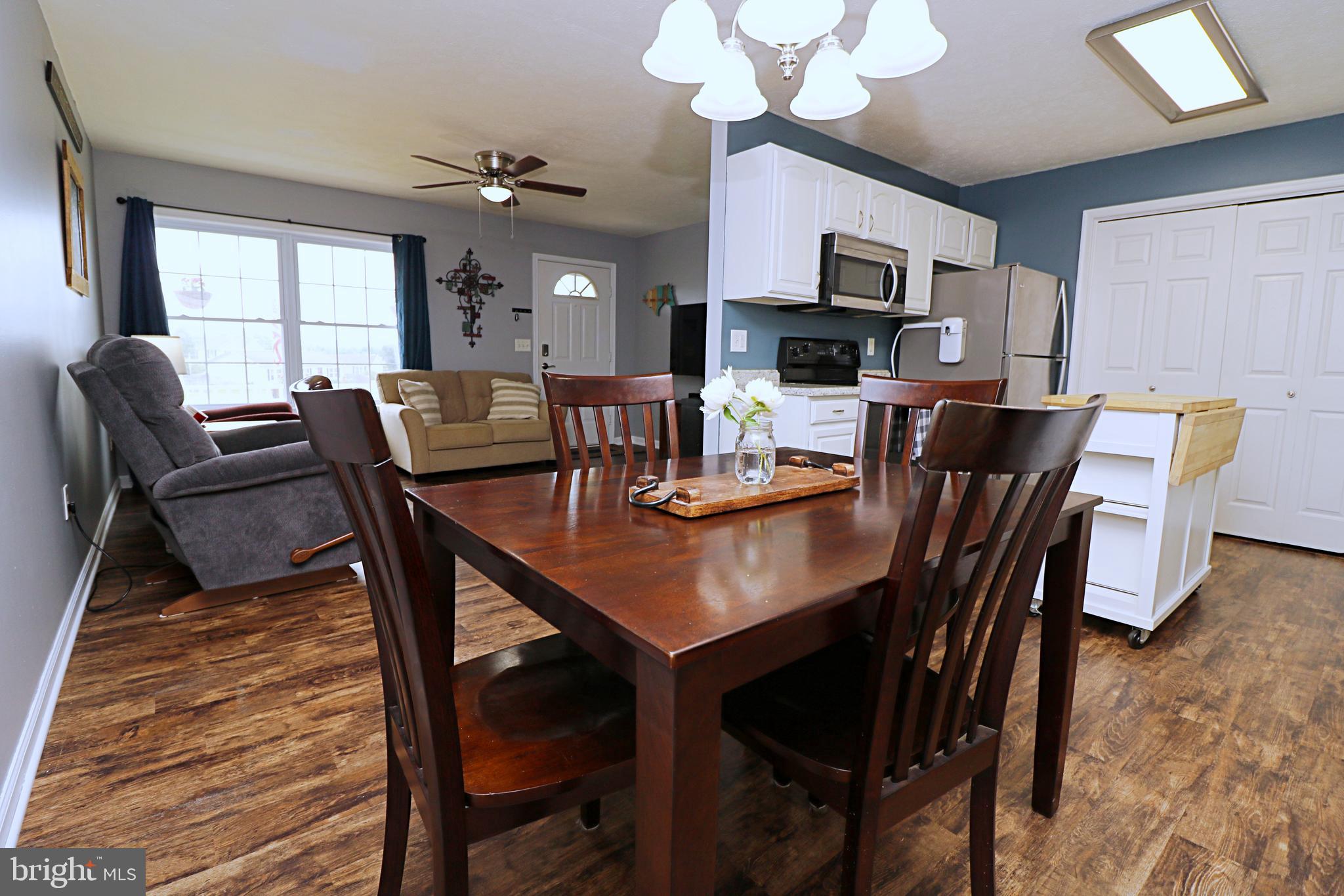 163 Robelei Drive Ranson, WV 25438 - Photo 8 of 26 Kitchen