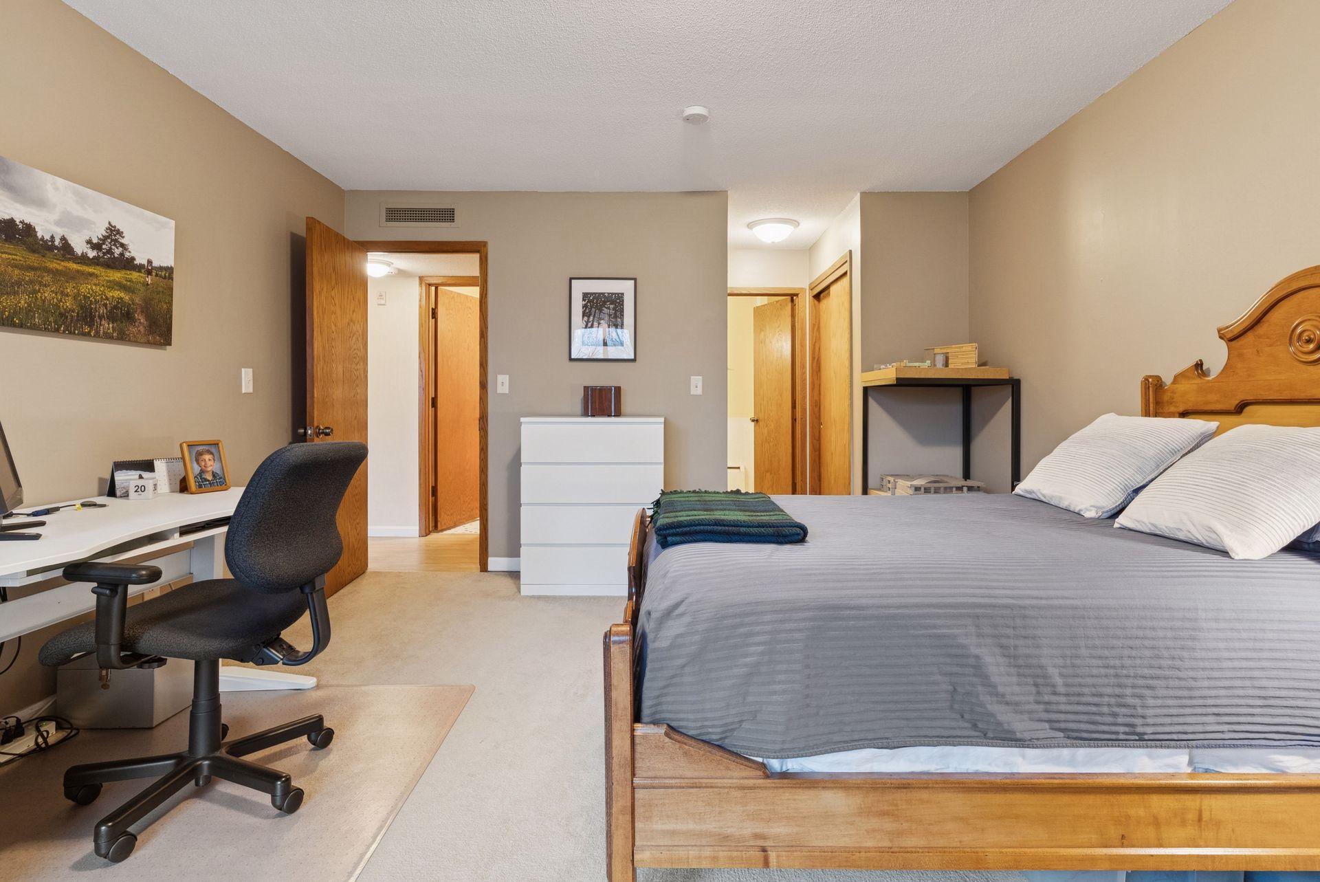 2210 Midland Grove Road, Unit 209 Roseville, MN 55113 - Photo 16 of 39