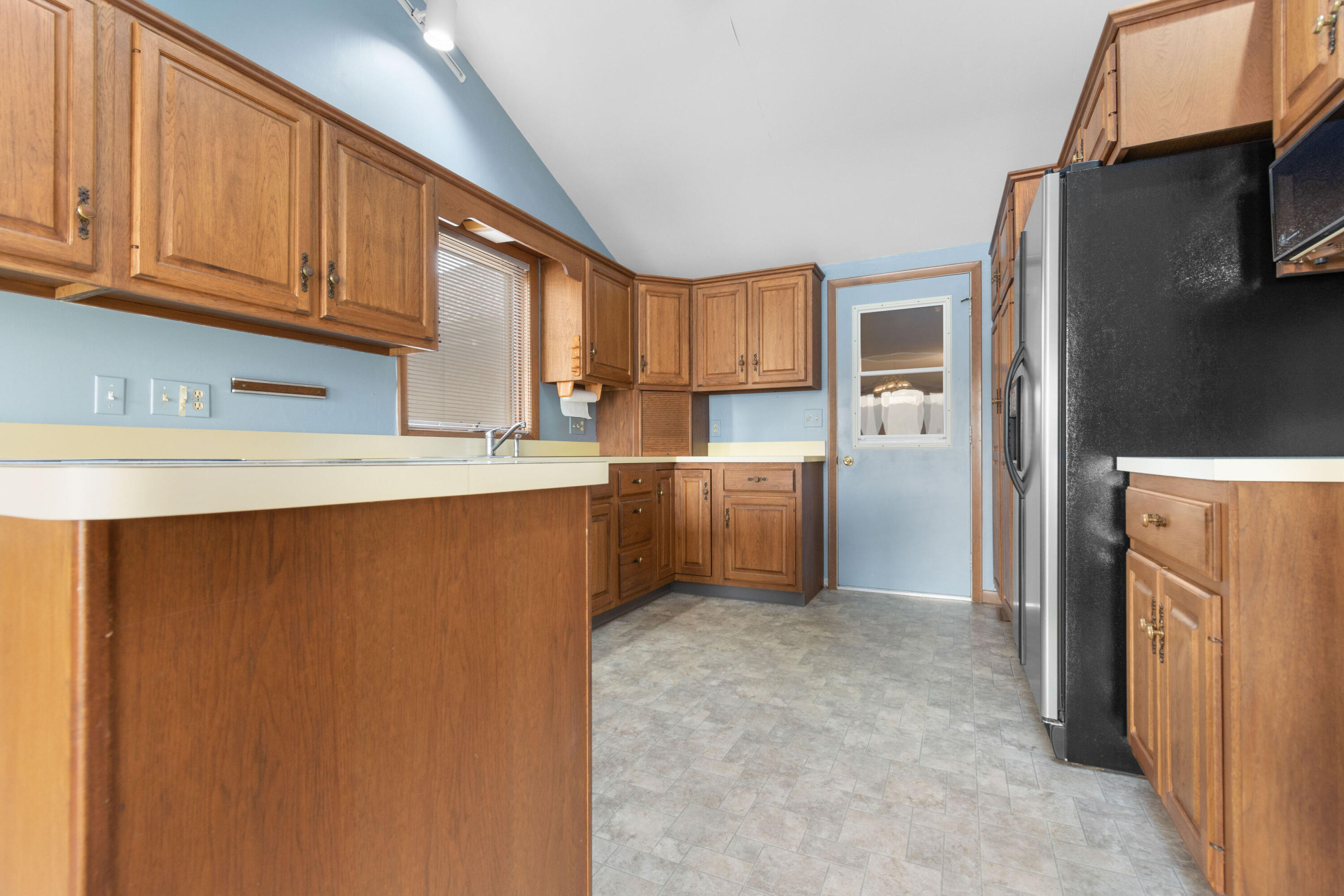 1055 Kope-Kon Road Coldwater, MI 49036 - Photo 7 of 47 41
