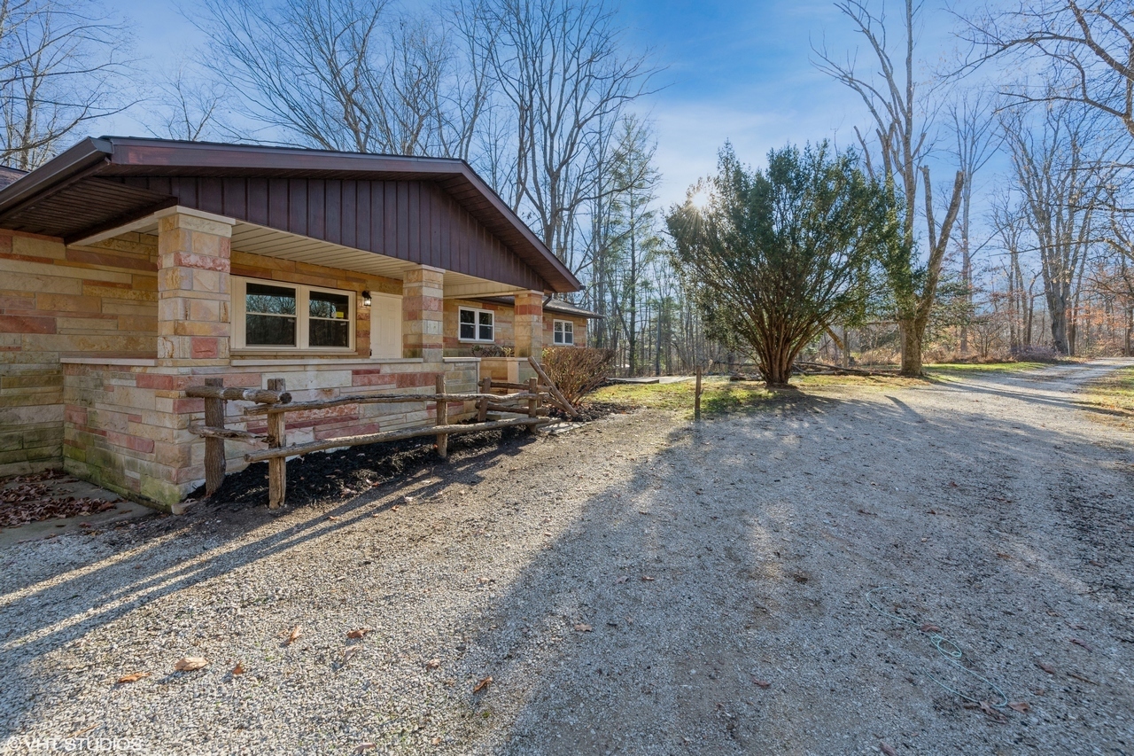 1264 West Phillips Road Spencer, IN 47460 - Photo 2 of 15