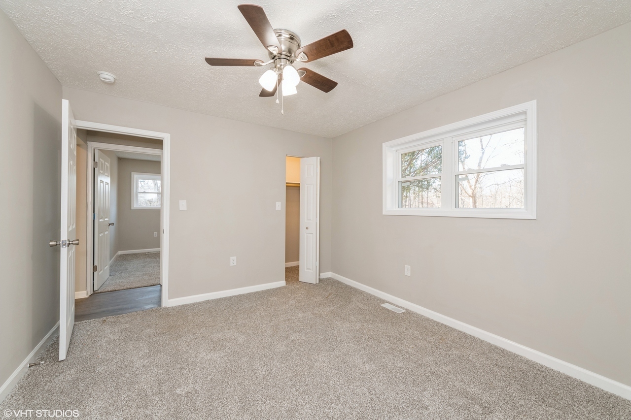 1264 West Phillips Road Spencer, IN 47460 - Photo 10 of 15