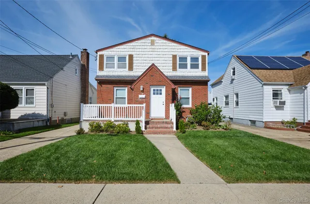 $1,159,000 | 9 Court Street, Elmont, NY 11003