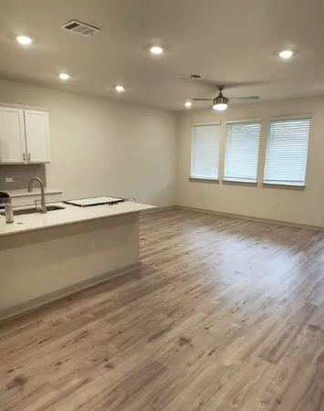 $2,295 | 13704 Zuhause Drive, Pflugerville, TX 78660