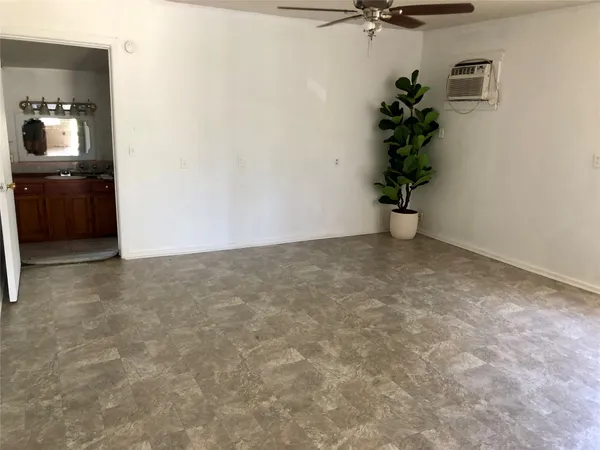 $249,900 | 1411 Highway 150, Coldspring, TX 77331