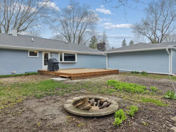 $450,000 | 36849 North Eastmoor Avenue, Lake Villa, IL 60046