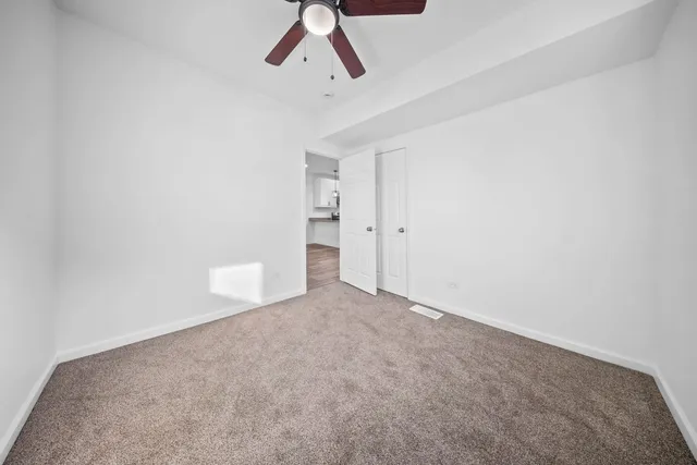 $3,000 | 867 Church Road, Aurora, IL 60505