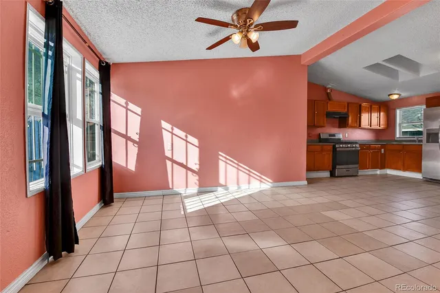 a view of a livingroom with a furniture