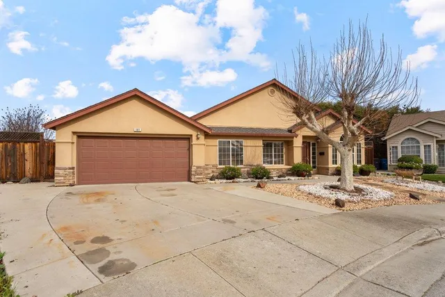 $739,999 | 161 Amber Court, Hollister, CA 95023