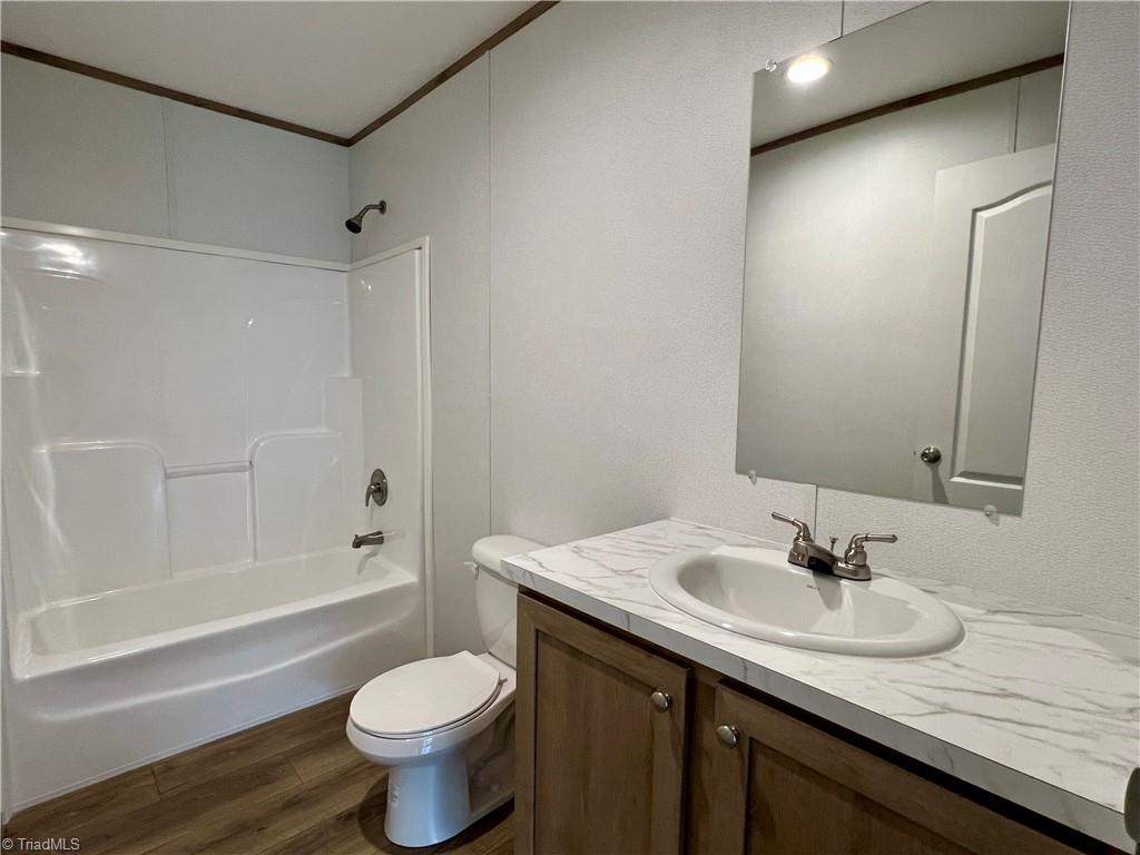 188 Trivette Road Harmony, NC 28634 - Photo 19 of 24 secondary bath