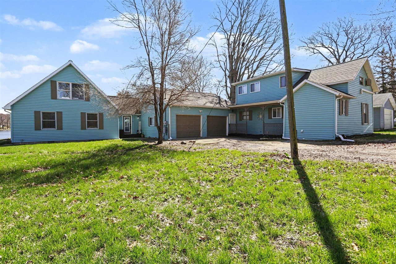 2743 Hemlock Road Quincy, MI 49082 - Photo 3 of 31