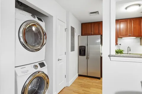 $828,000 | 318 Rindge Avenue, Unit 103, Cambridge, MA 02140