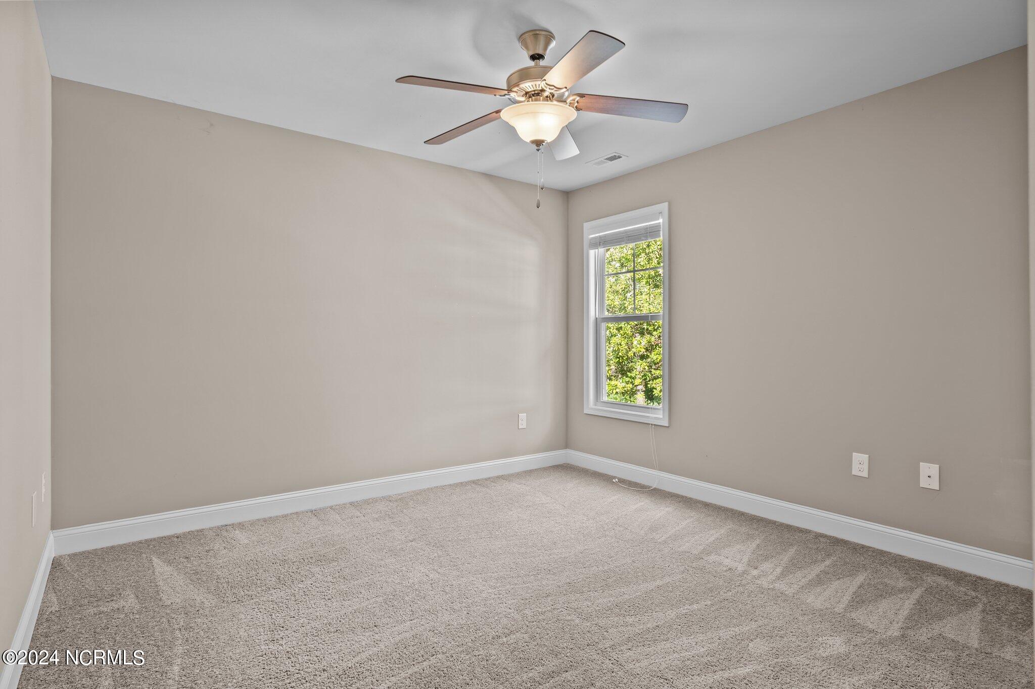 634 Longleaf Road Aberdeen, NC 28315 - Photo 27 of 52 4th Bedroom