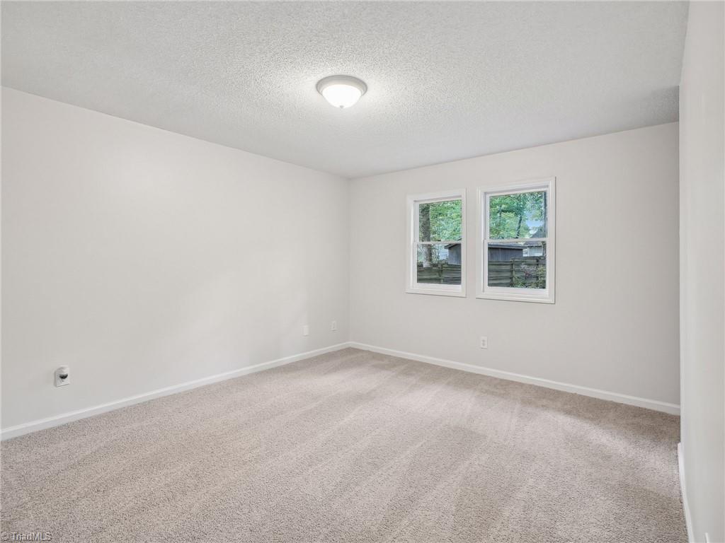 705 Rendall Court Burlington, NC 27215 - Photo 13 of 20 Gallery Image 13