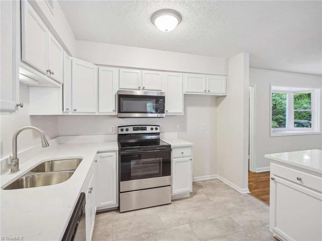 705 Rendall Court Burlington, NC 27215 - Photo 7 of 20 Gallery Image 7