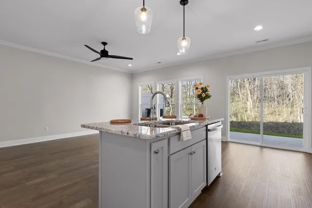 $325,000 | 9081 Dallas Hollow Road, Soddy Daisy, TN 37379