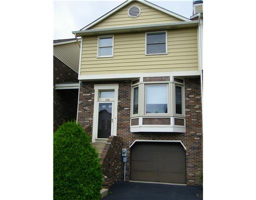 112 Spring Run Drive Monroeville, PA 15146 - Photo 1 of 18 Exterior Front.