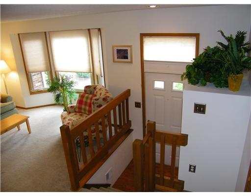 112 Spring Run Drive Monroeville, PA 15146 - Photo 2 of 18 Entry/Foyer.