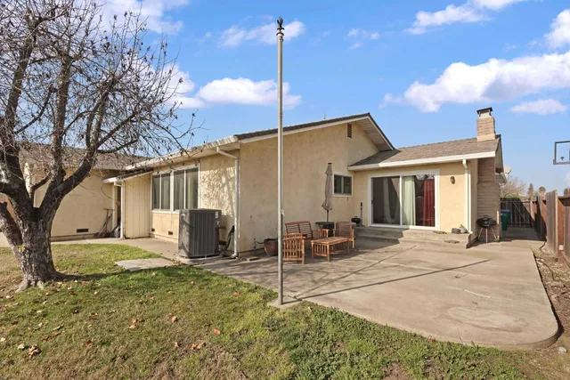 $589,500 | 1050 Bradford Circle, Lodi, CA 95240