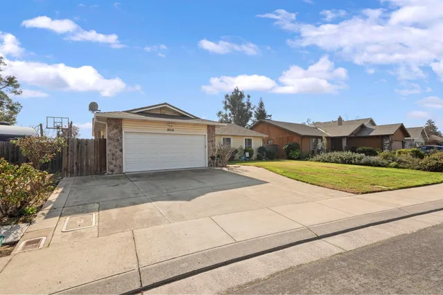 $589,500 | 1050 Bradford Circle, Lodi, CA 95240