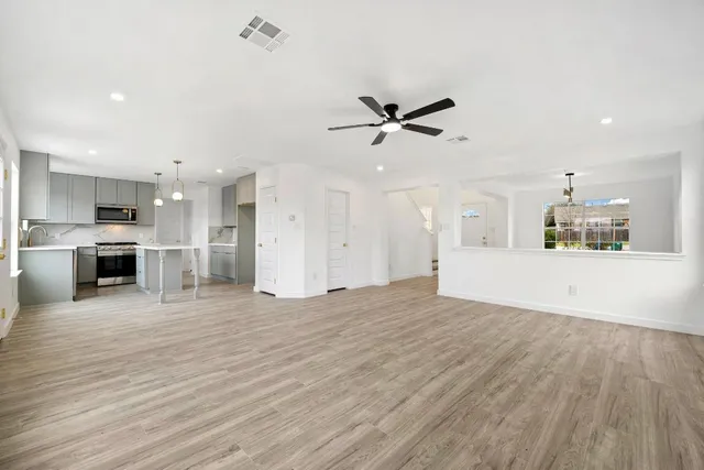 $315,000 | 13501 Sierra Wind Lane, Elgin, TX 78621