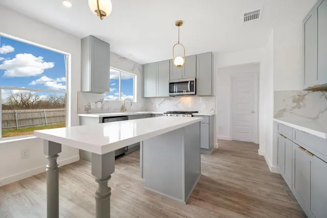 $315,000 | 13501 Sierra Wind Lane, Elgin, TX 78621