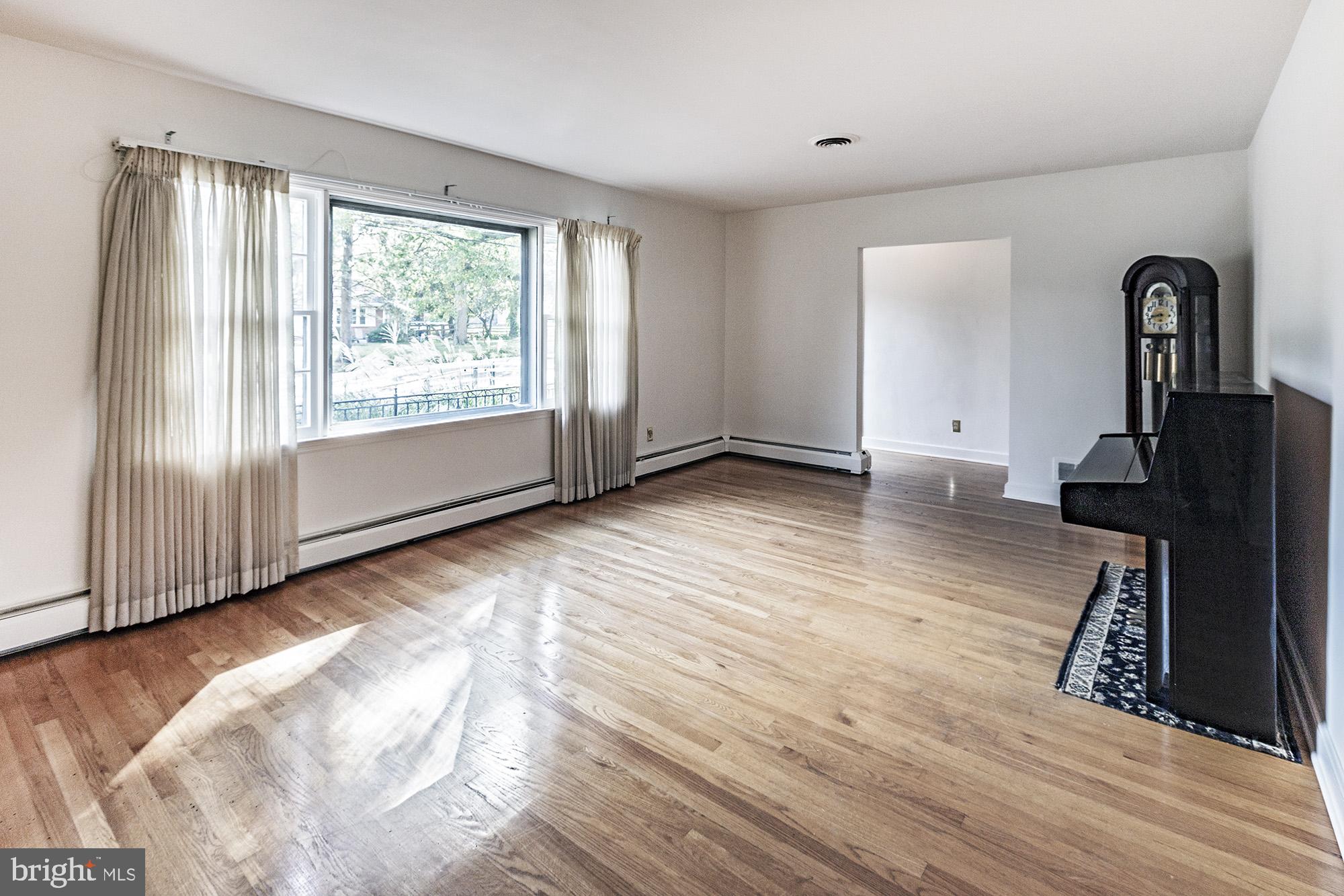 1207 Carr Road Wilmington, DE 19809 - Photo 7 of 26 Gallery Image 7