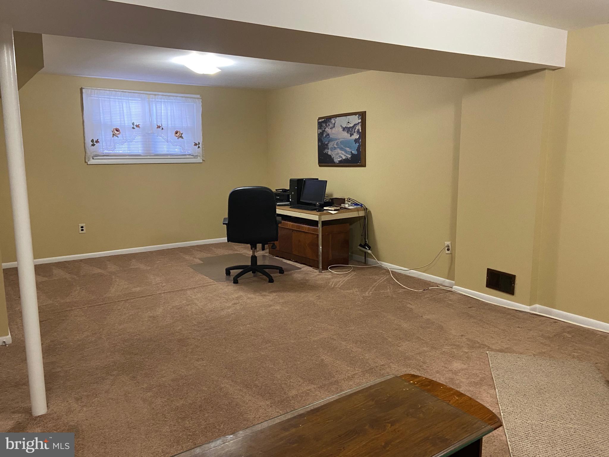 7605 Laurel Ridge Court Laurel, MD 20707 - Photo 26 of 34 family room