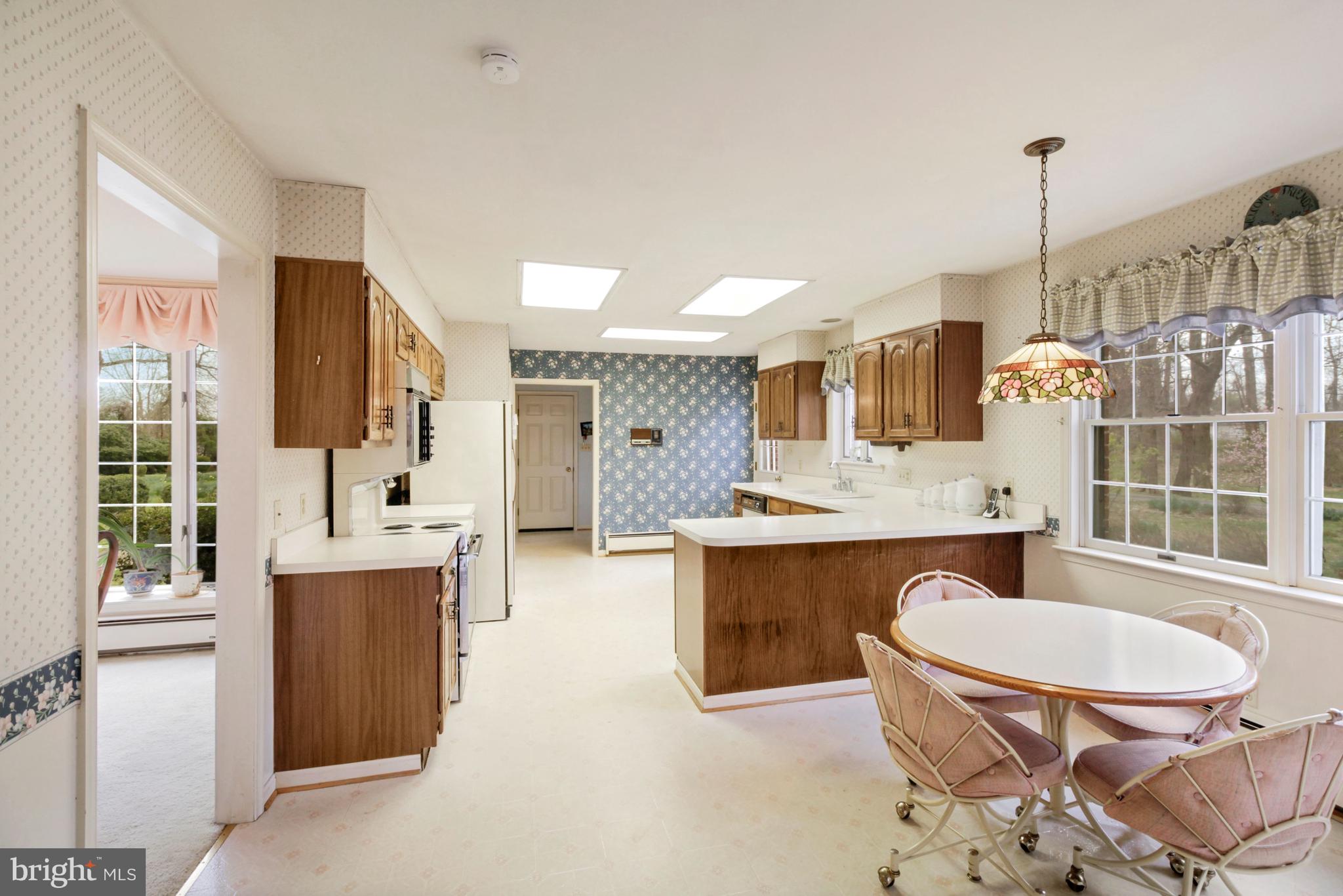 2647 Norbeck Road Silver Spring, MD 20906 - Photo 16 of 60 Kitchen - 2647 Norbeck Road, Silver Spring