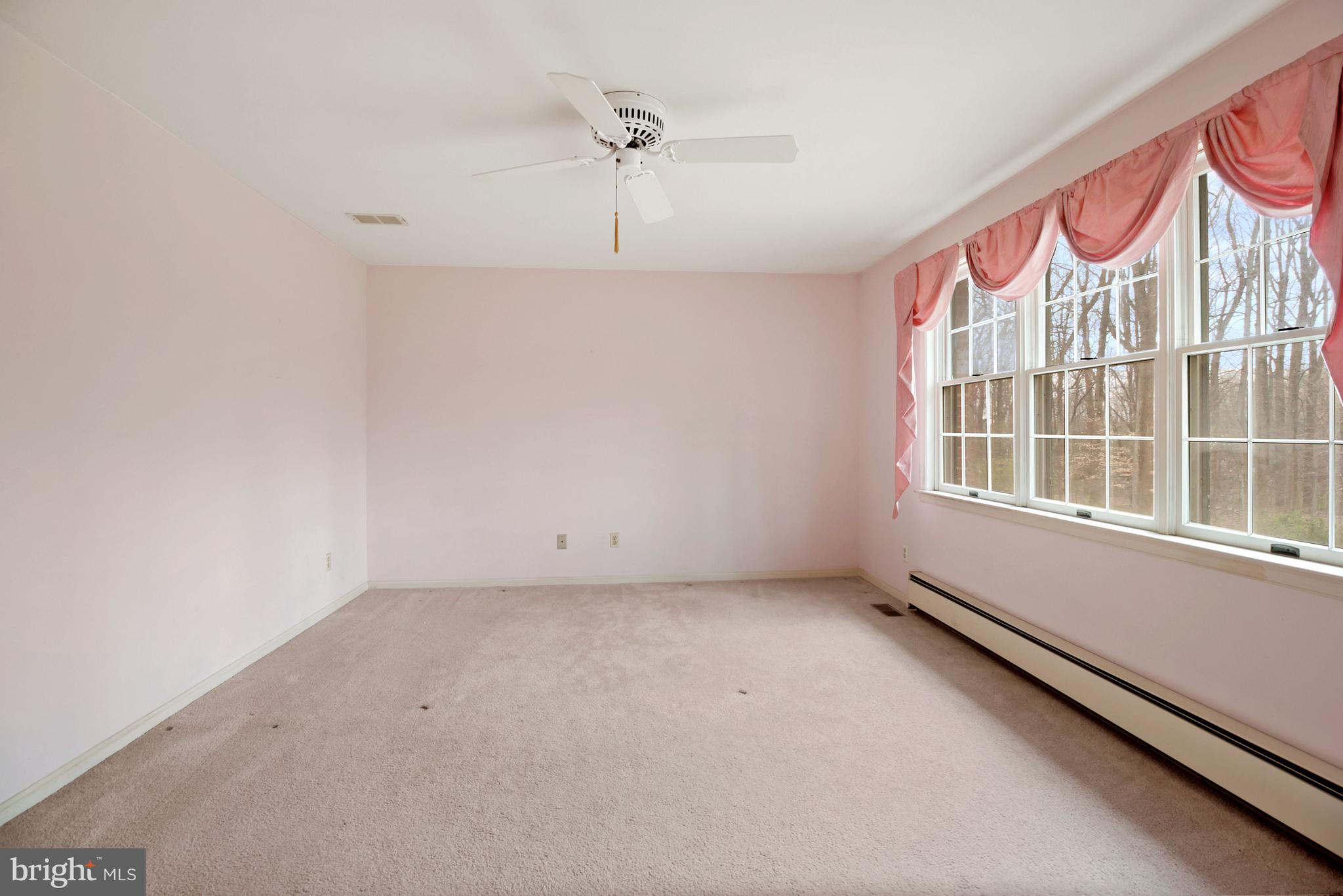 2647 Norbeck Road Silver Spring, MD 20906 - Photo 31 of 60 Primary Bedroom with En-Suite - 2647 Norbeck Road