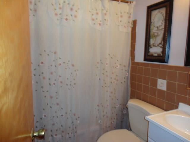243 Barbara Drive McKees Rocks, PA 15136 - Photo 6 of 16 Gallery Image 6