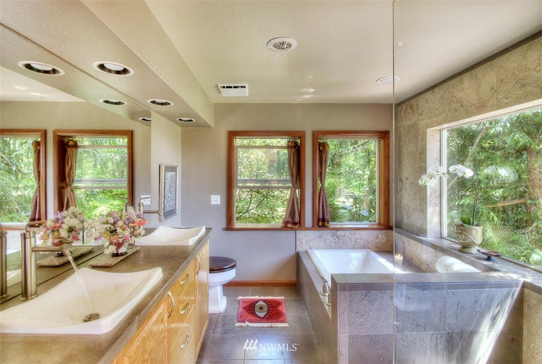 485 Whitecap Road Bellingham, WA 98229 - Photo 11 of 25 a room with furniture and a large window