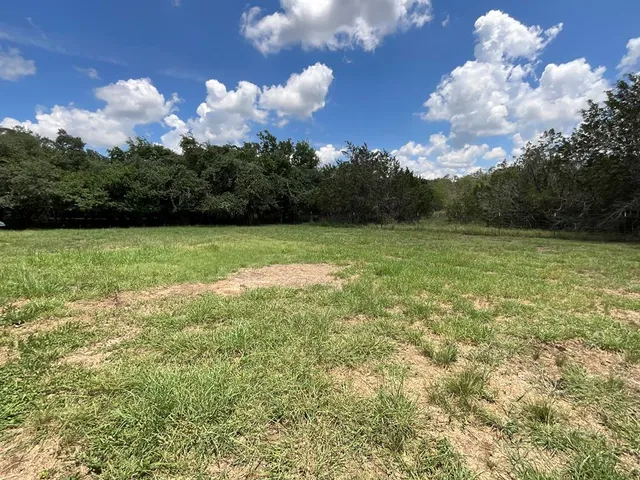 $280,000 | 269 Rangeland Road, Blanco, TX 78606