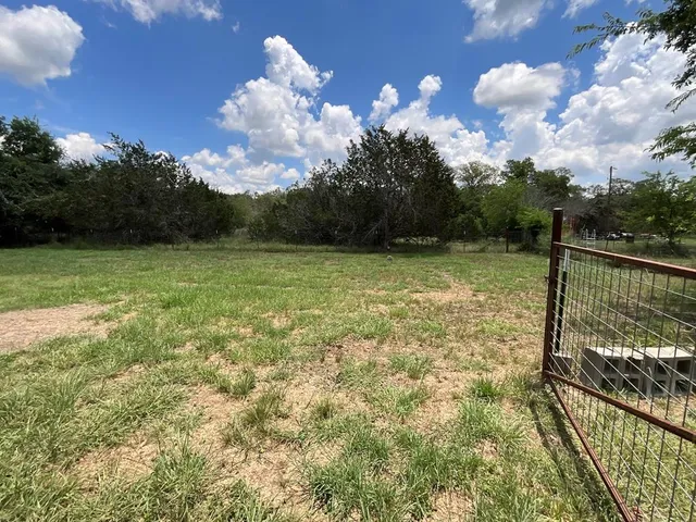 $280,000 | 269 Rangeland Road, Blanco, TX 78606