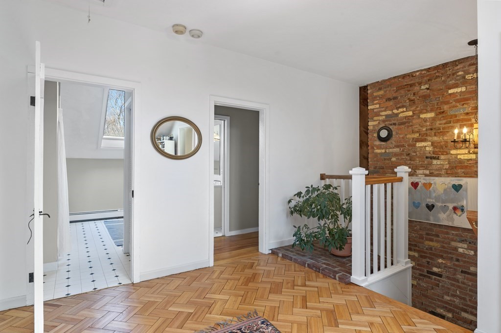 16 Loading Place Road Manchester, MA 01944 - Photo 13 of 29