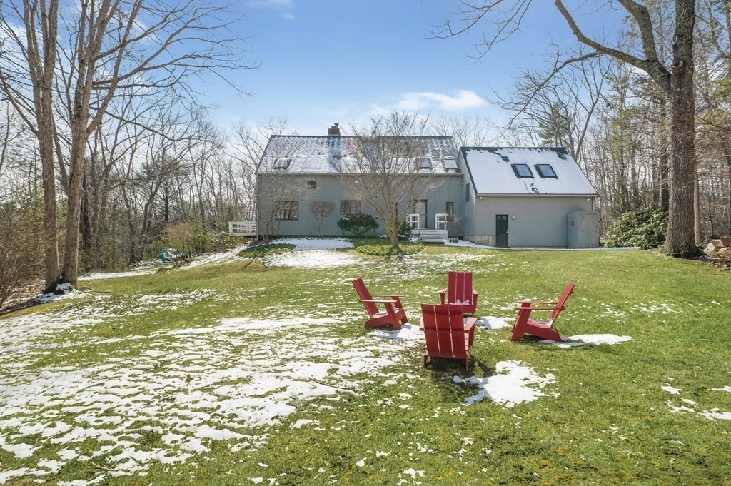 16 Loading Place Road Manchester, MA 01944 - Photo 25 of 29