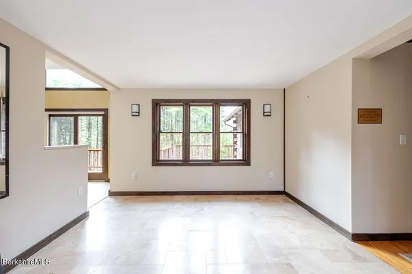 $1,465,000 | 9 Bott Hill Road, Egremont, MA 01230