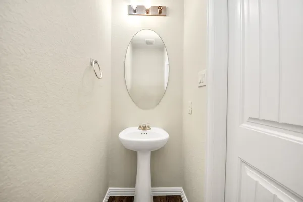 $2,600 | 1437 Northwood Springs Drive, Crosby, TX 77532