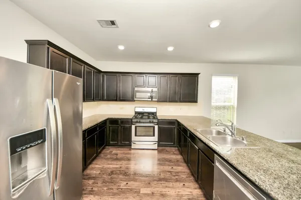 $2,600 | 1437 Northwood Springs Drive, Crosby, TX 77532