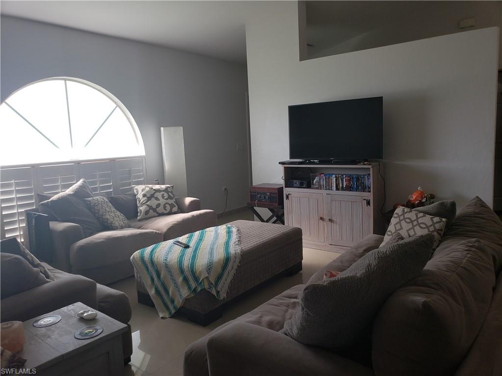 18649 Sarasota Road Fort Myers, FL 33967 - Photo 5 of 16 Gallery Image 5