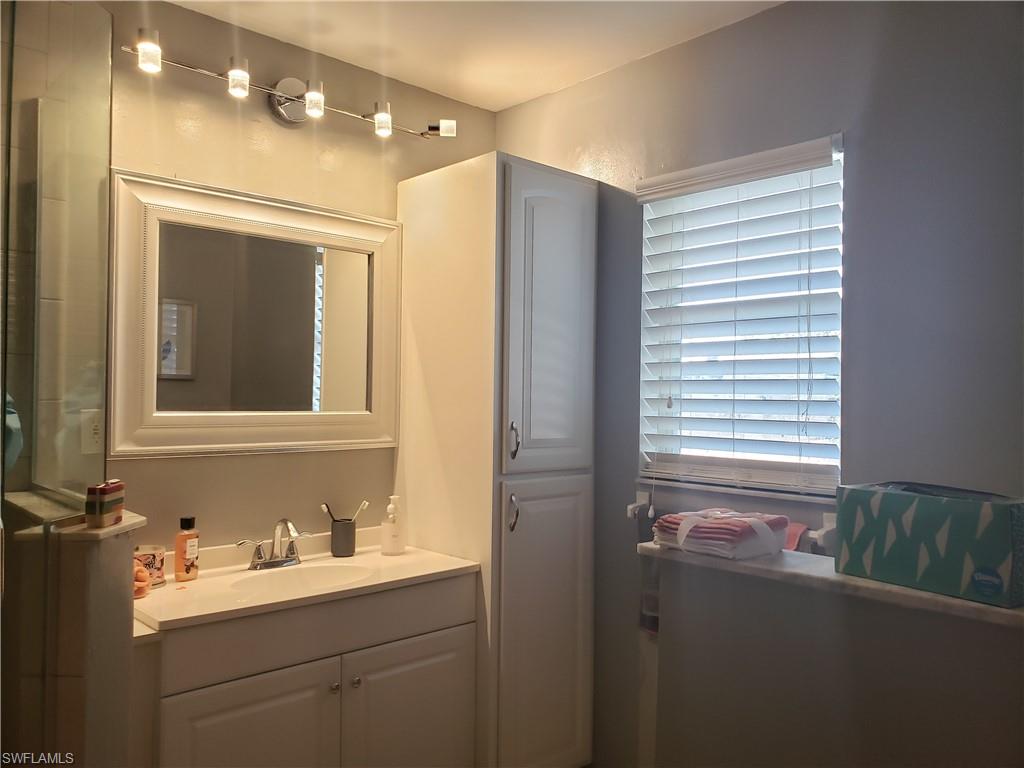 18649 Sarasota Road Fort Myers, FL 33967 - Photo 10 of 16 Gallery Image 10