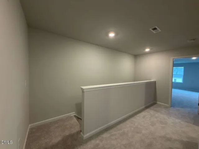 a view of empty room with window