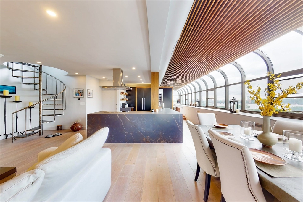270 Beacon Street, Unit H5 Boston, MA 02116 - Photo 10 of 38 a view of a dining room with furniture