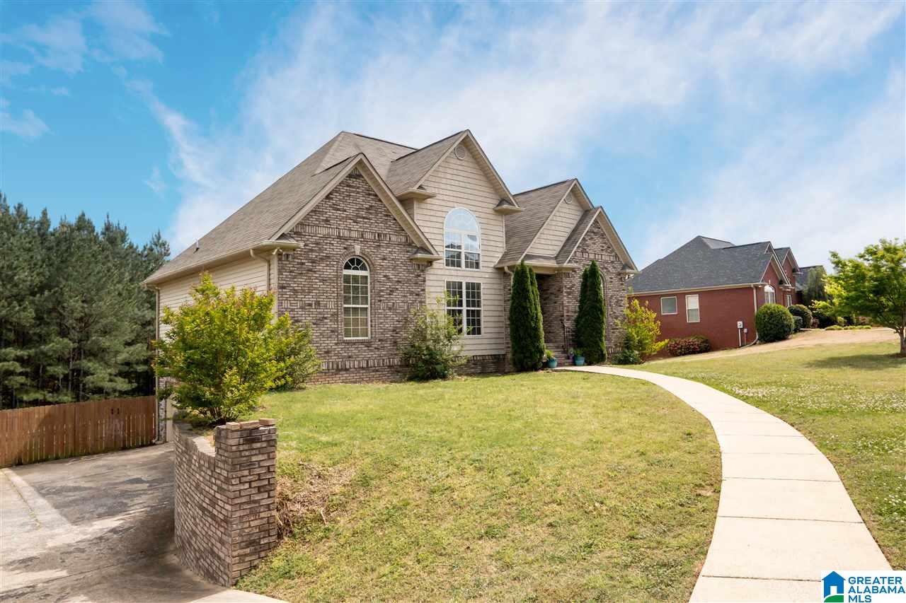 760 Ridgefield Way Odenville, AL 35120 - Photo 3 of 34